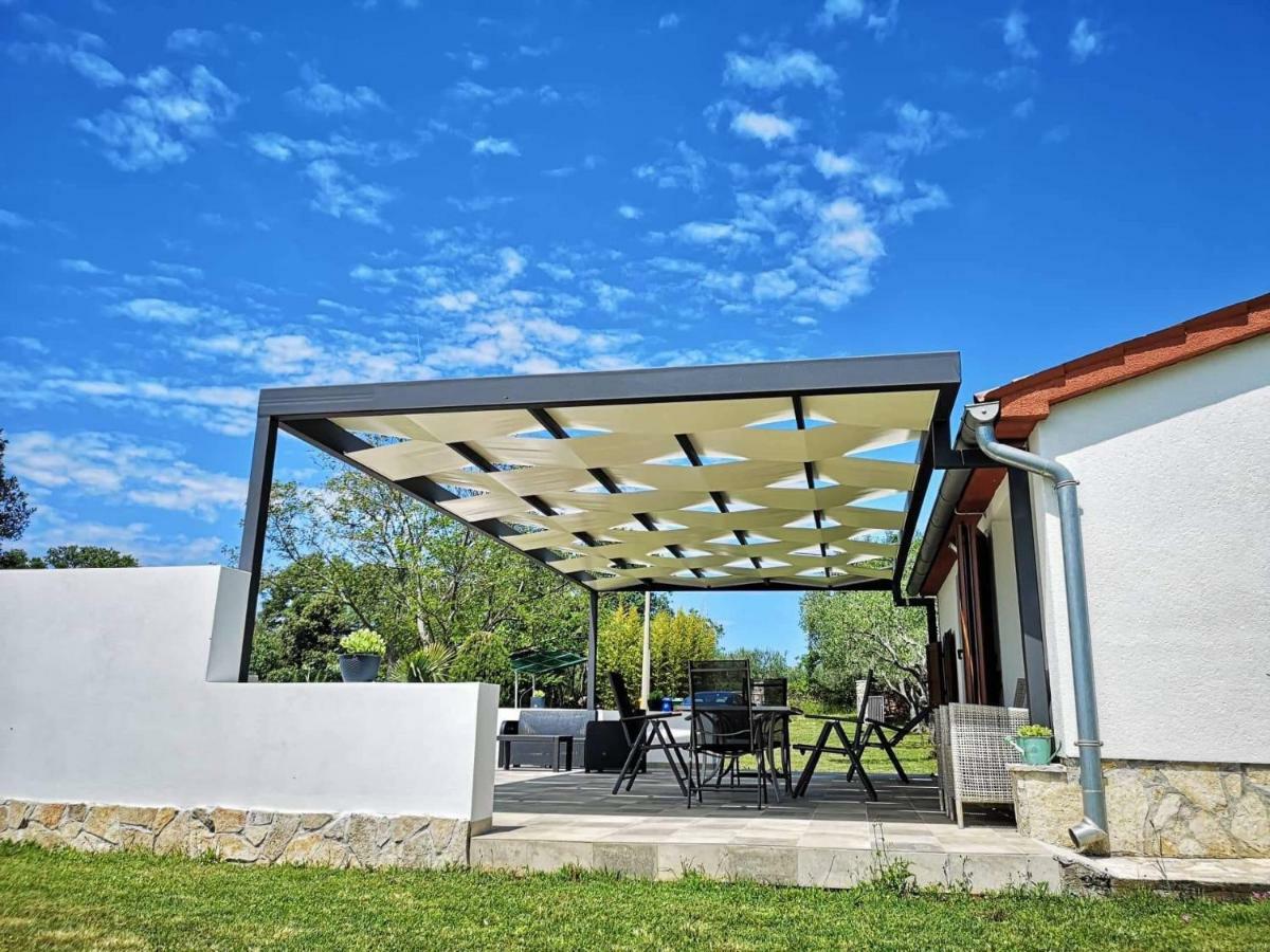 Villa Leo روفينج المظهر الخارجي الصورة