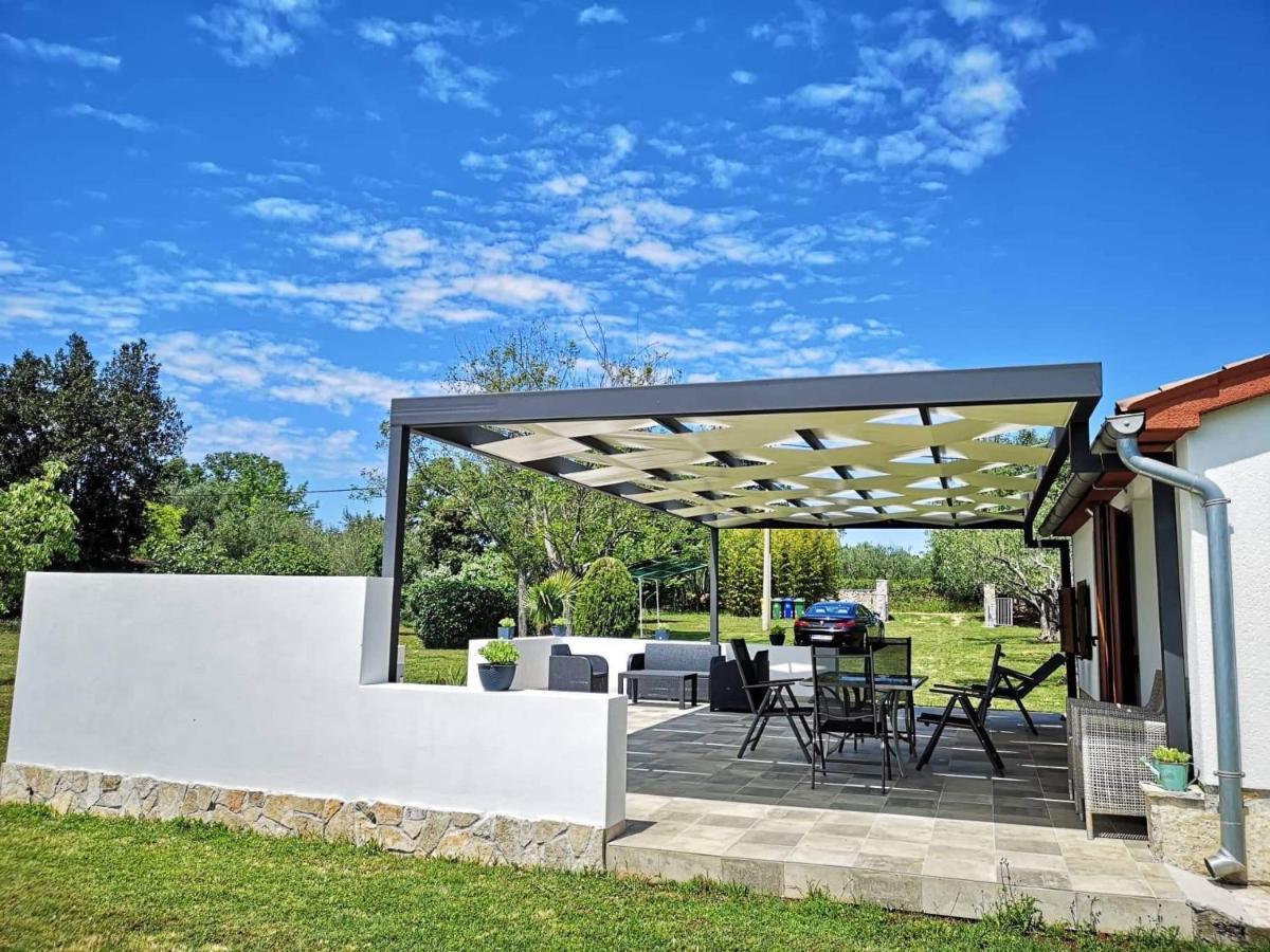 Villa Leo روفينج المظهر الخارجي الصورة